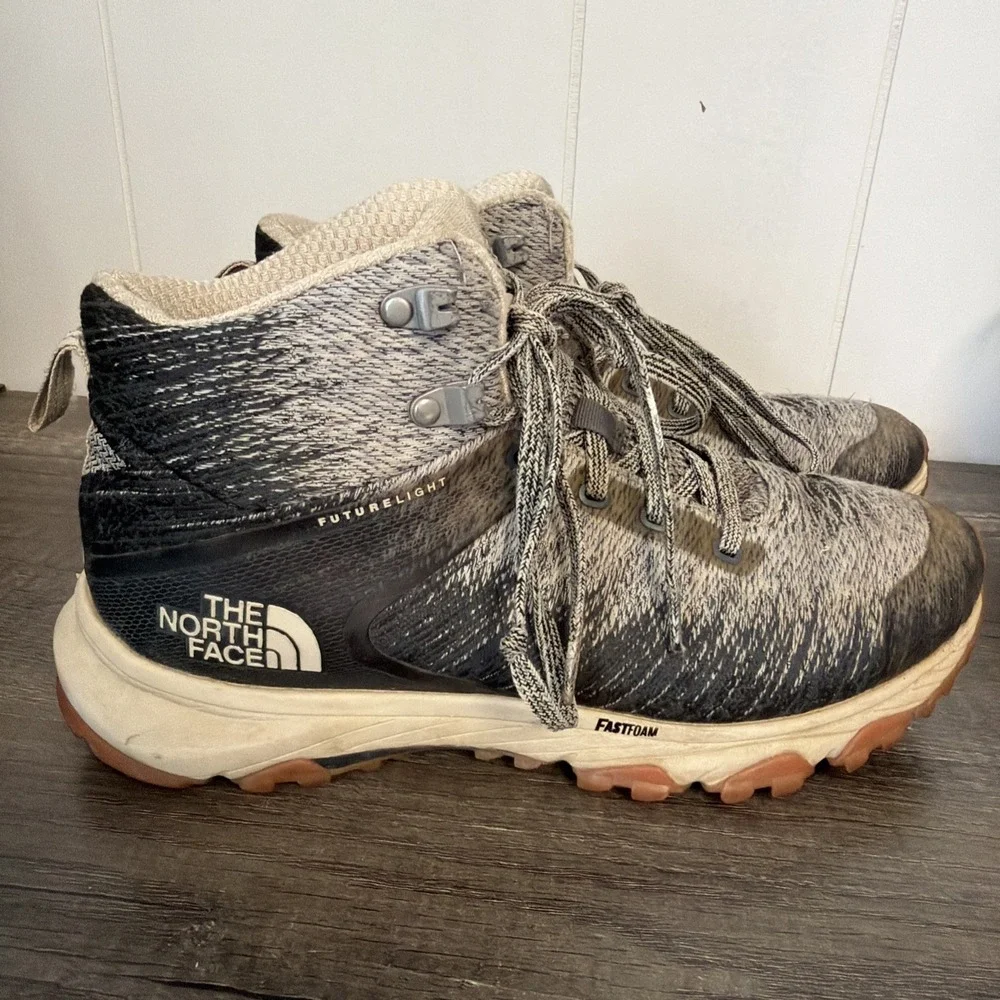 Women's The North Face Size 8.5 Ultra Fastpack Woven Hiking Boots FutureLight